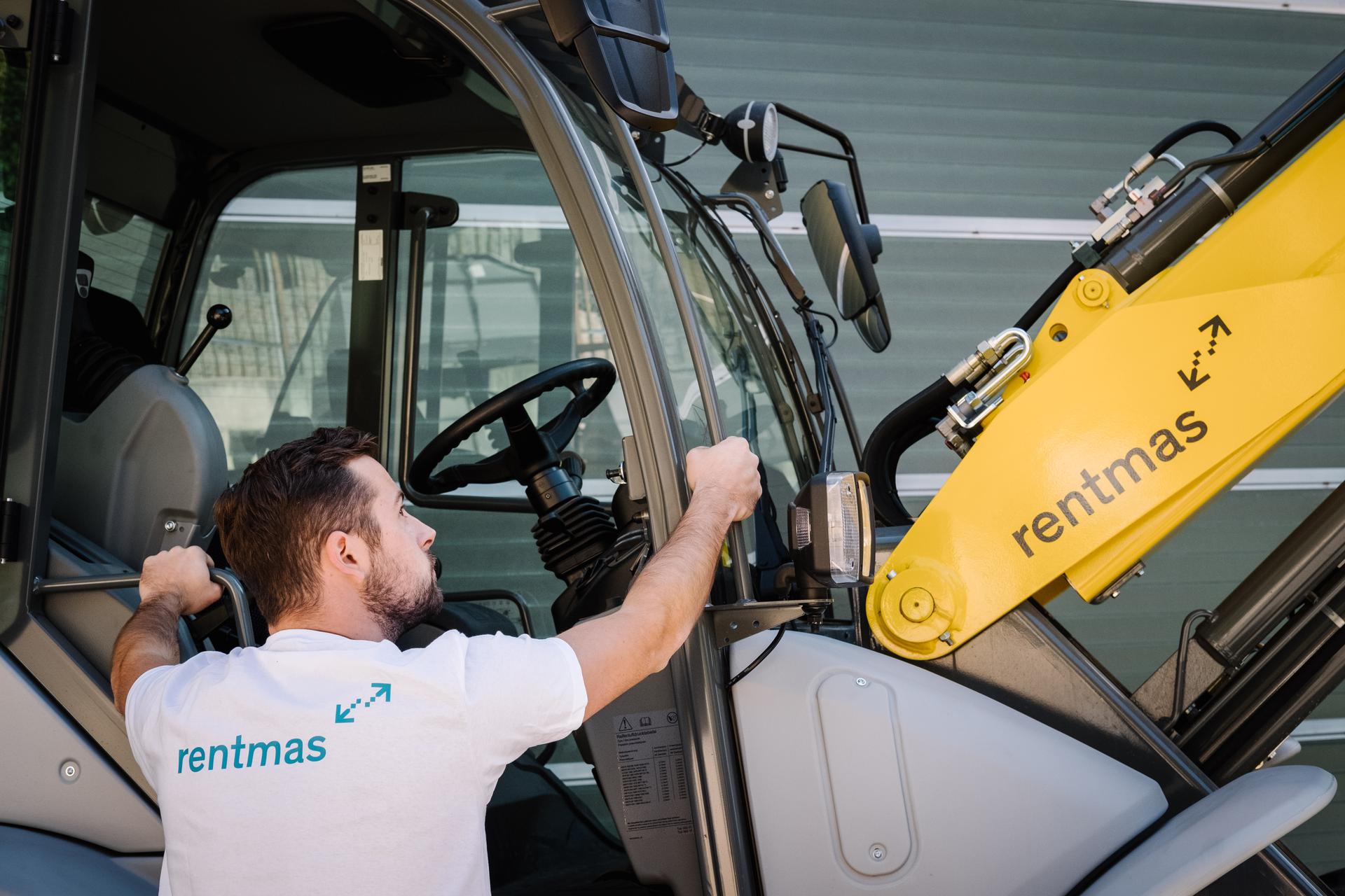 Al GIS, la piattaforma di sharing online di mezzi da lavoro: l’innovazione di rentmas punta sull’Emilia