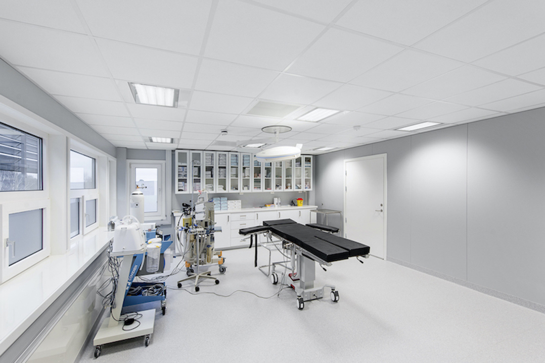 La gamma Rockfon MediCare assicura elevate proprietà igieniche in ambienti ospedalieri e assistenziali