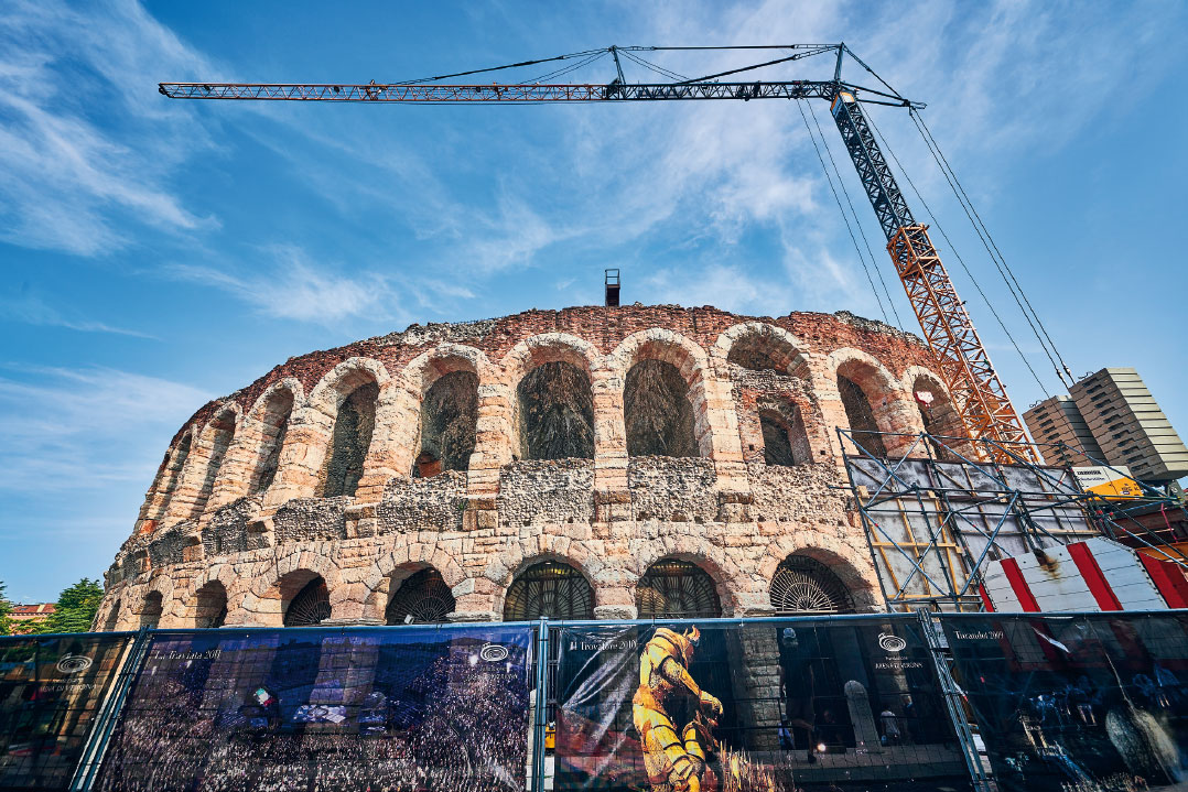 Scenografia emozionante all’Arena di Verona